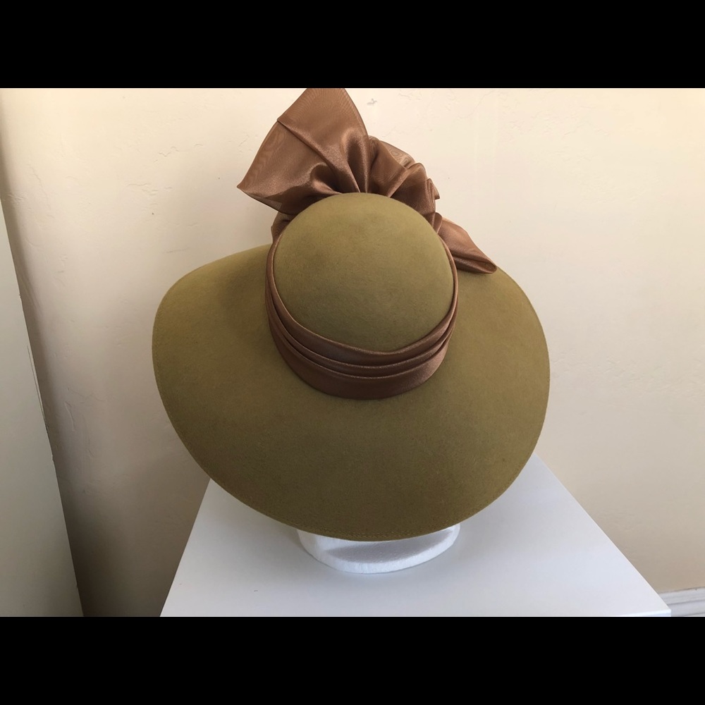 Hat - Picture 4 of 8